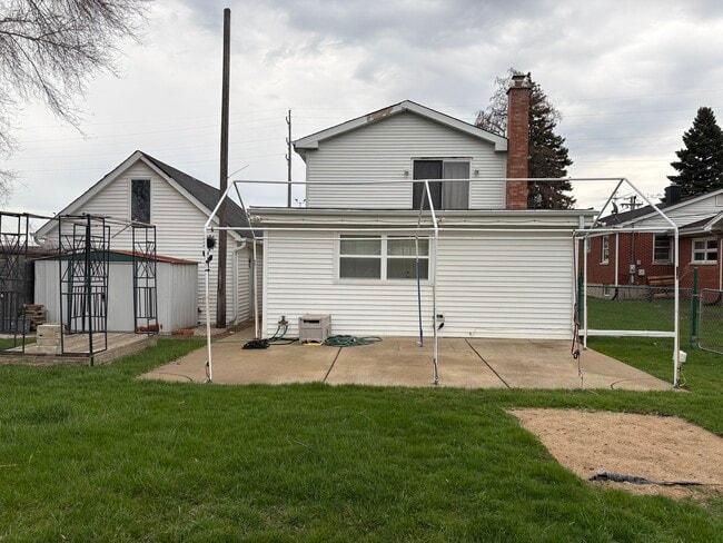 Building Photo - 980 County Line Rd