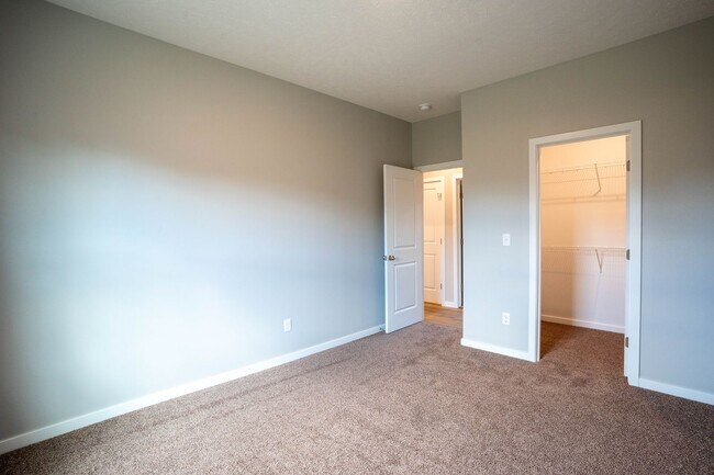 Building Photo - Brand new 3 bedroom home - Mt.Vernon