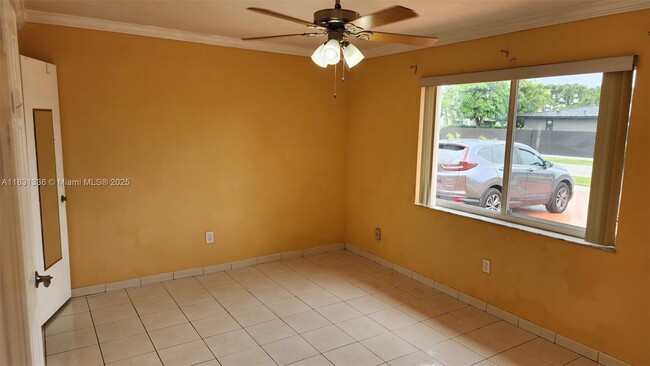 Building Photo - 5460 SW 133rd Ct