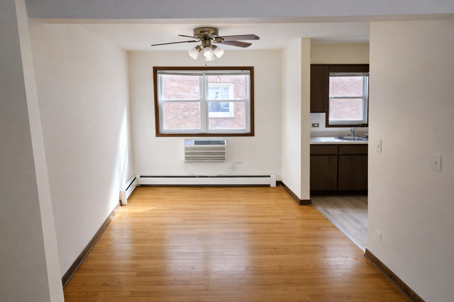 Building Photo - 4526 N Seeley Ave