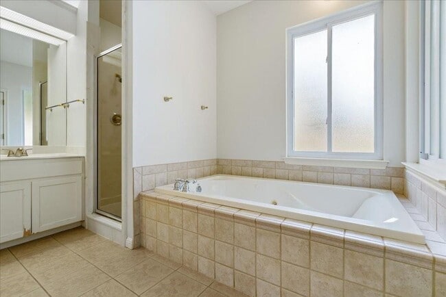 Building Photo - 4504 Wild Dunes Ct