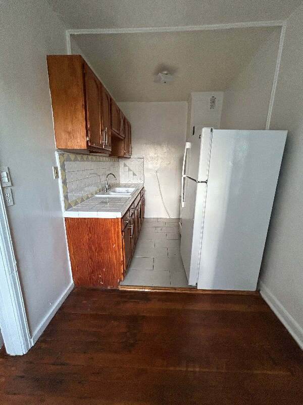 Building Photo - 1523 N McCadden Pl
