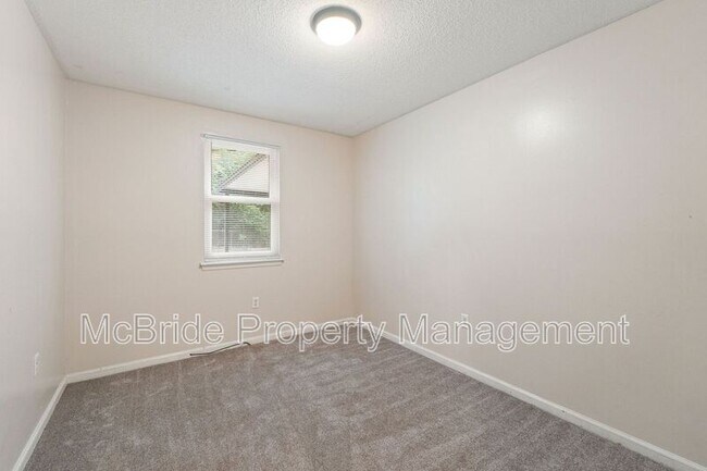 Building Photo - 3506 Gardenbrook Dr