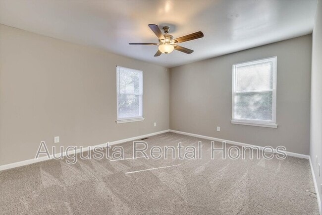 Building Photo - 308 W Buena Vista Ave