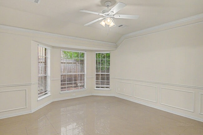 Building Photo - 2126 Highland Bay Ct