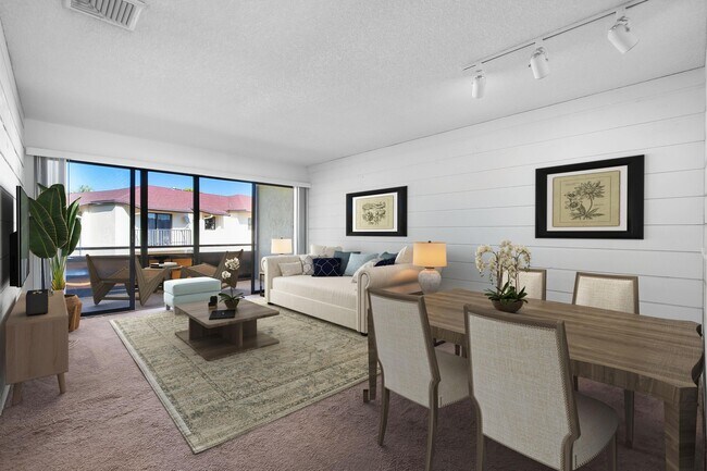 Building Photo - 2050 Oleander Blvd