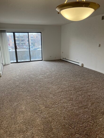 Building Photo - 1931 Prairie Sq