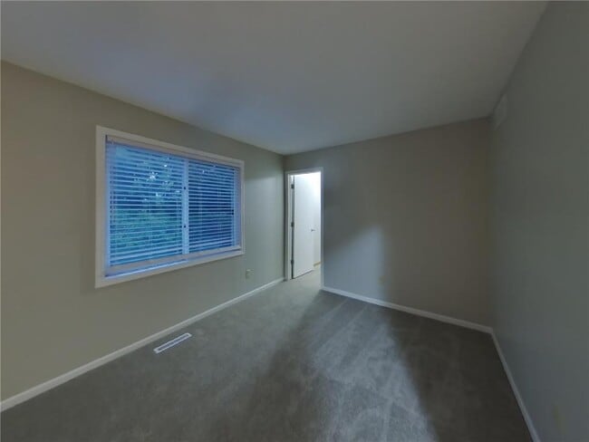 Building Photo - 13537 Dellwood Ct
