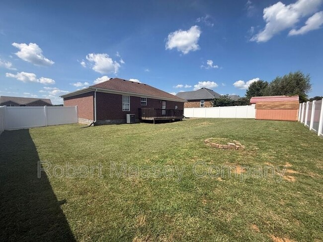 Building Photo - 762 John Austin Ln