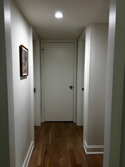 Building Photo - 57 Hanover Cir S