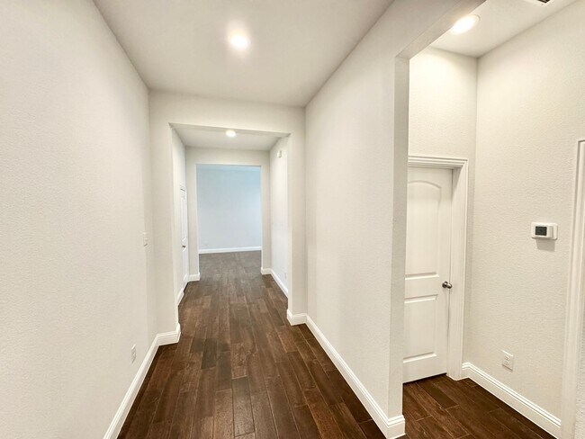 Building Photo - Argyle ISD! 3 Bed 2 Bath Home in PERFECT Location
