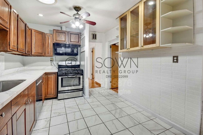 Building Photo - 386 Cerrito Ave