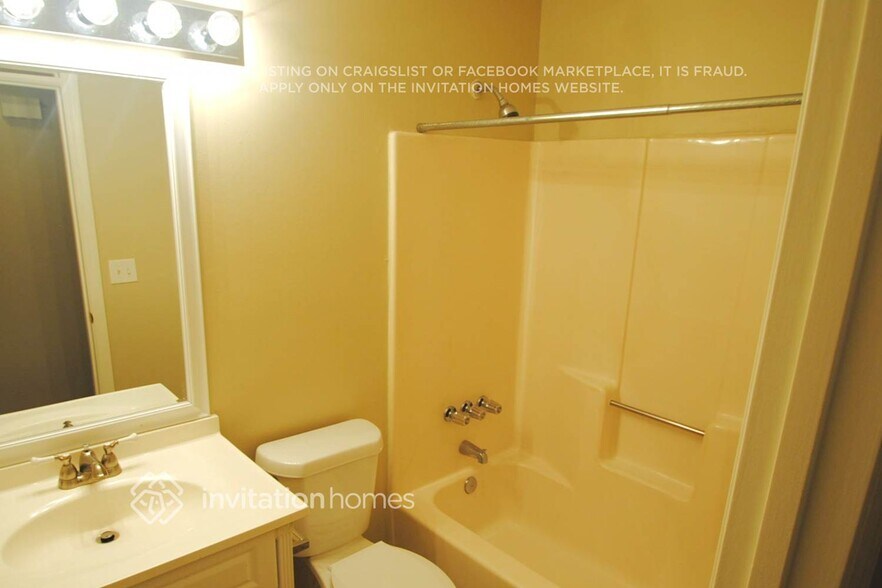 Building Photo - 3110 Dowry Dr