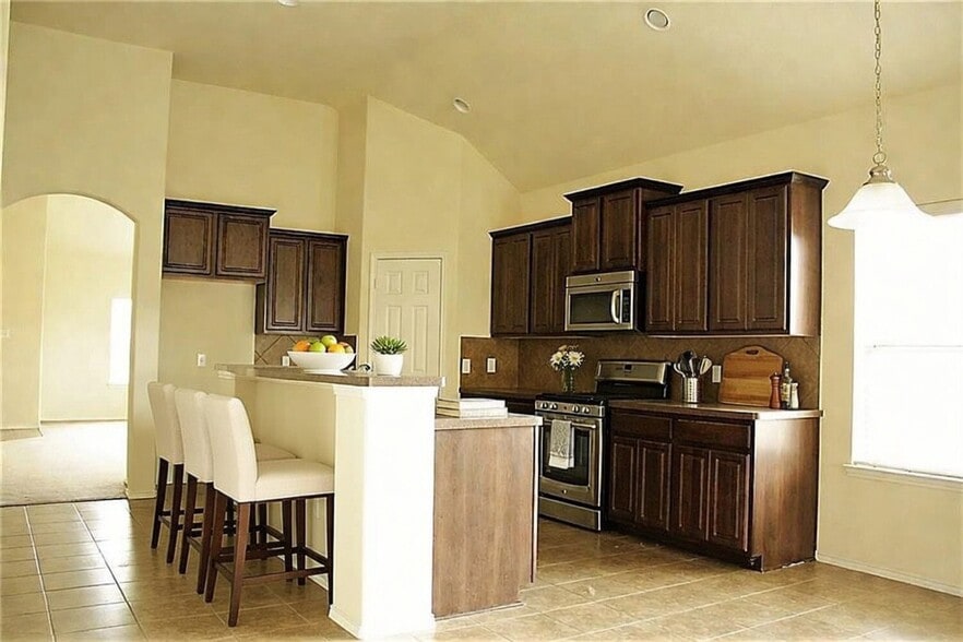 Building Photo - 2912 Burwood Ln