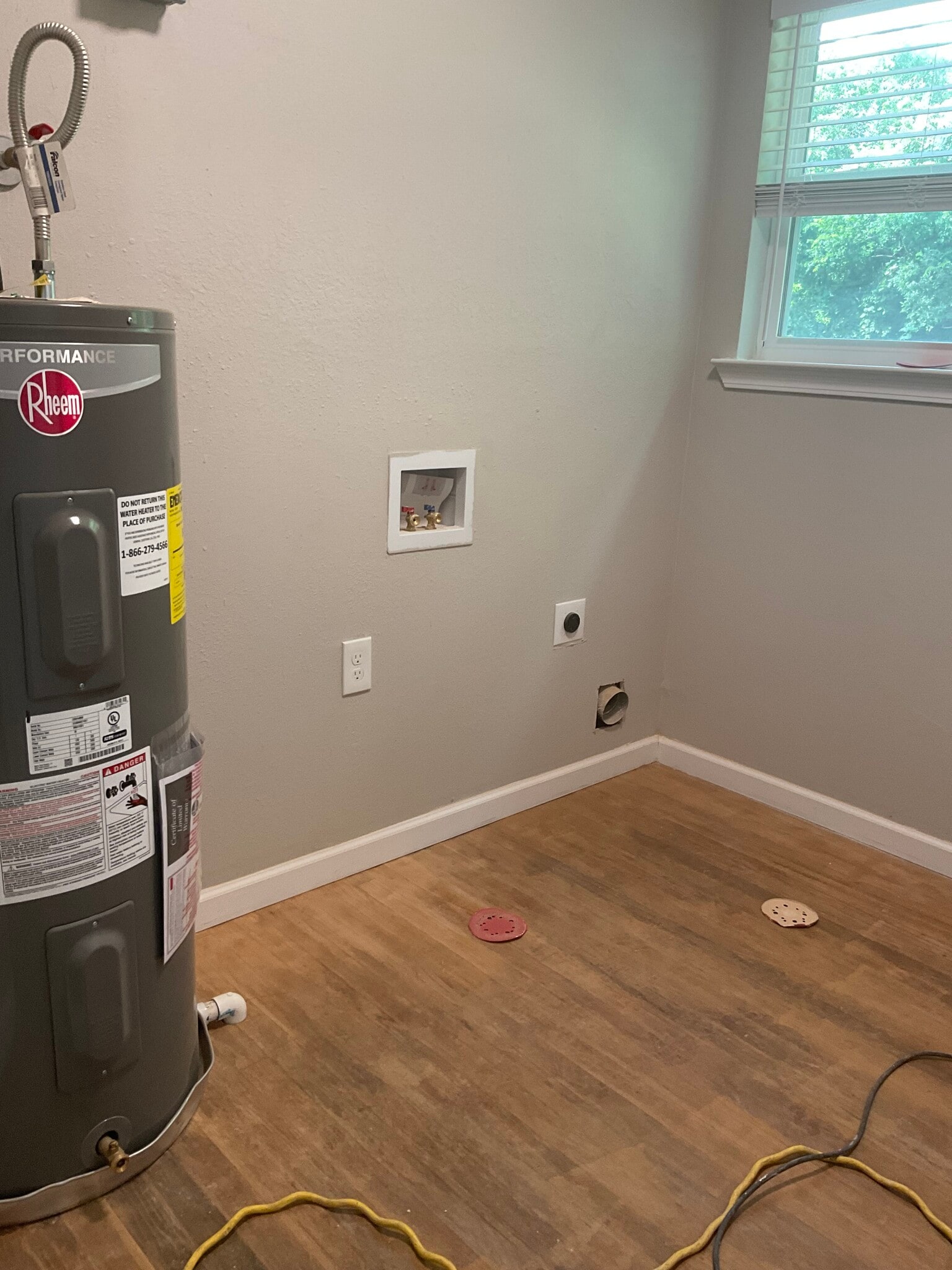 Laundry Room - 1709 Nelva St