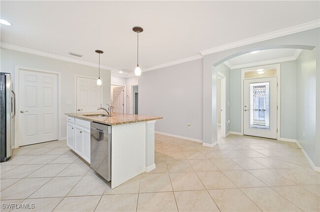 Building Photo - 4226 Dutchess Park Rd