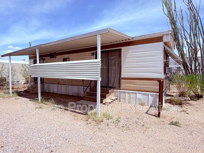 Building Photo - 4580 E Rex St
