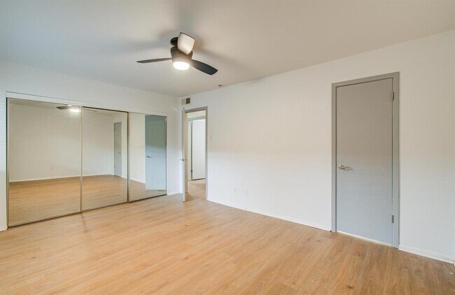 Building Photo - 4040 San Felipe St