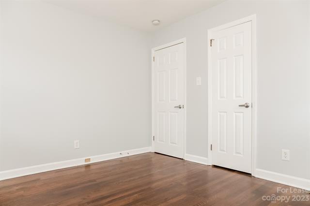 Building Photo - 1501 Tyvola Rd