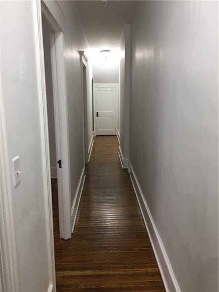 Building Photo - 168 Pine St