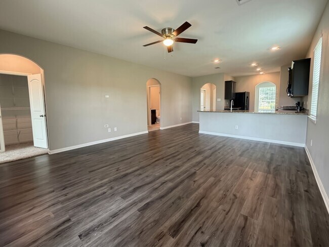 Building Photo - 2201 Nautica Terrace