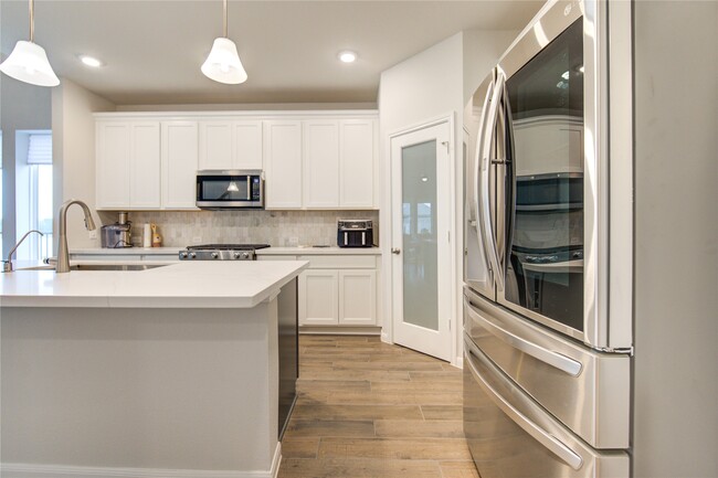 Building Photo - 12202 Bell County Ct