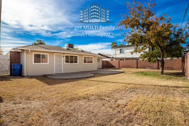 Building Photo - 2618 E Pierson St