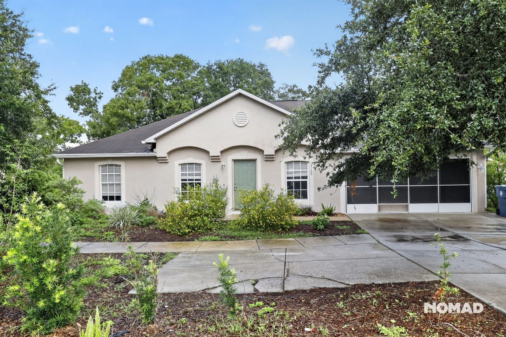 Building Photo - 14169 Spring Hill Dr