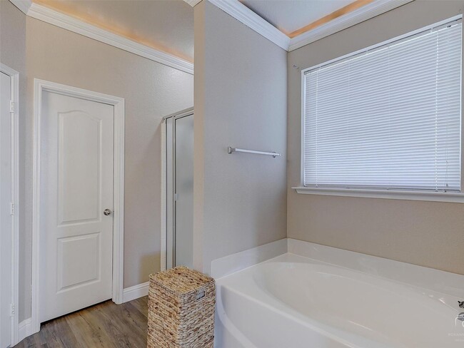 Building Photo - (1 Month Free with 16-Month Lease) Updated 3BR/2.5BA Home with Fireplace & Open Layout