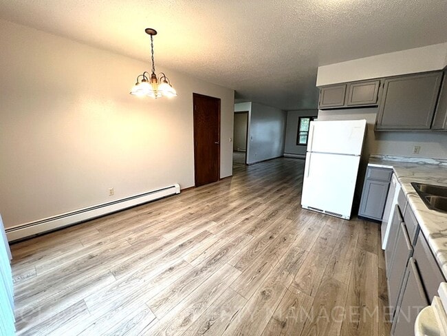 Building Photo - 2 BD - WHEN LOCATION, COMMUNITY AND PRICE ...