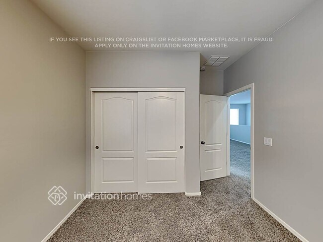 Building Photo - 6369 S Forest Ave