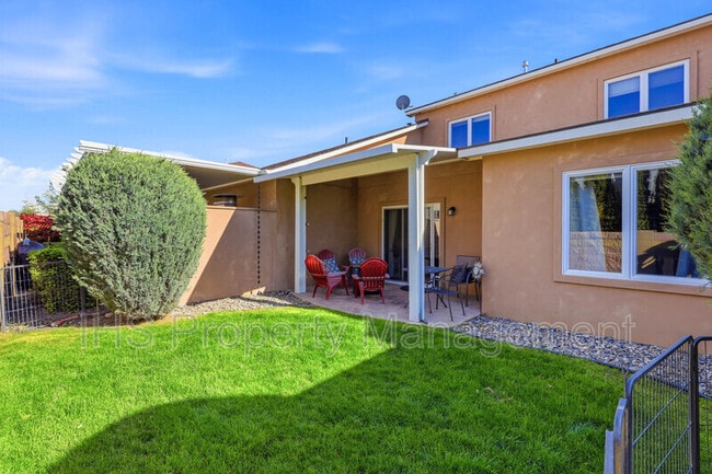 Building Photo - 9417 Vincenzo Dr