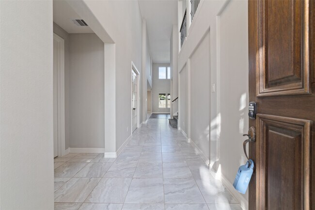 Building Photo - 27506 Windcrest Key Ln