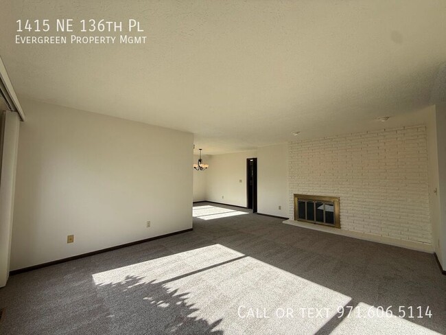 Building Photo - 1415 NE 136th Pl