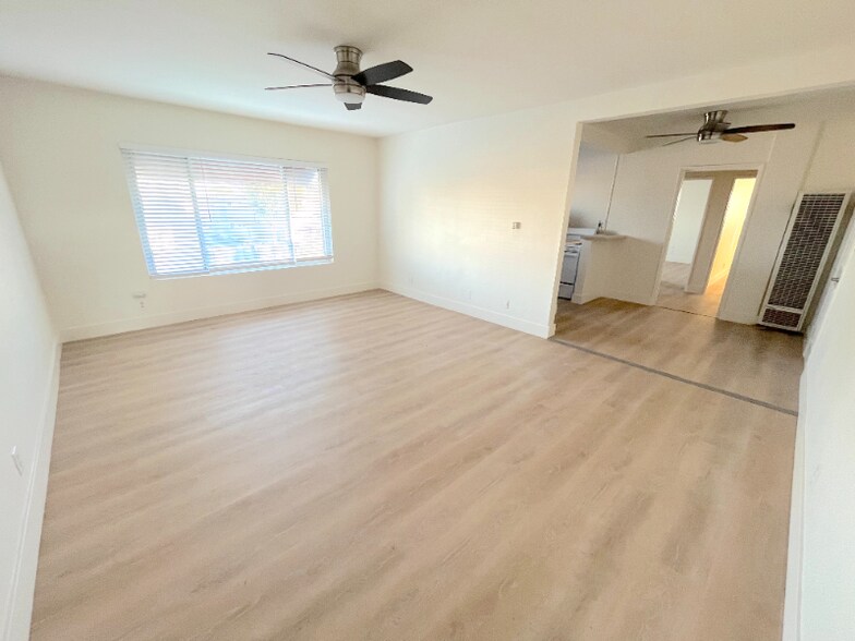 Building Photo - 2115 Placentia Ave