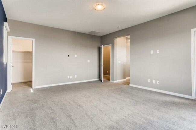 Building Photo - 12405 Harbor Isle Ave