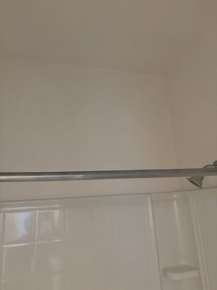 Primary Photo - 613 Sweet Pea St