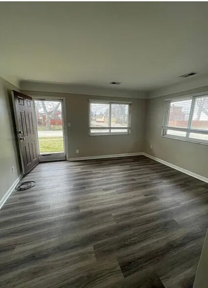 Building Photo - 28690 Victor St