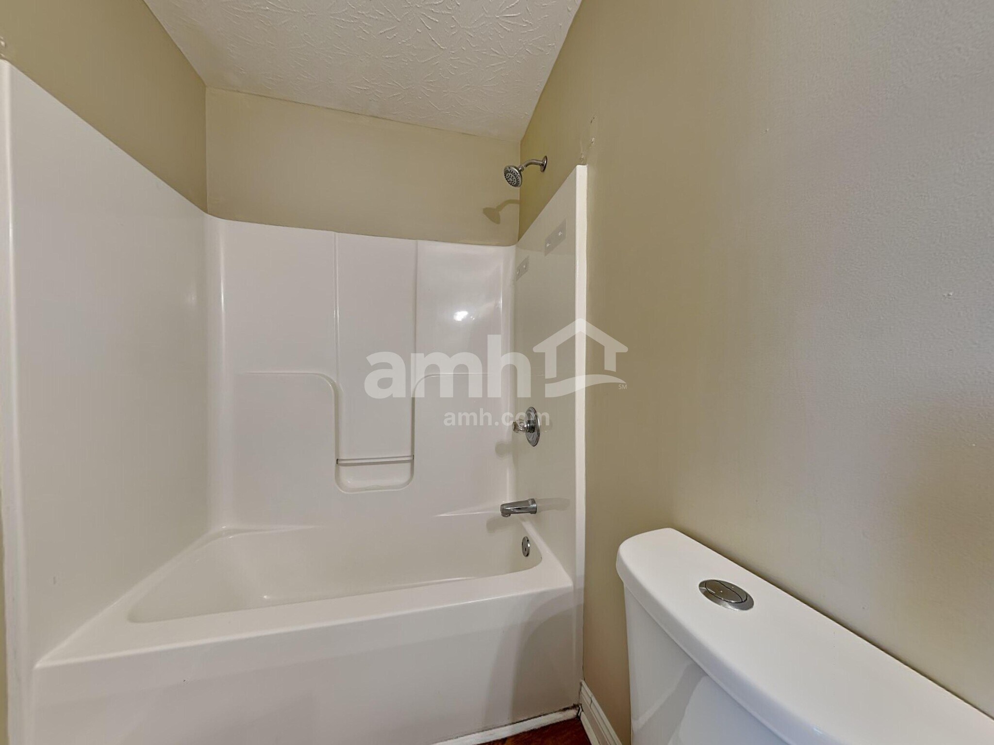 Building Photo - 10408 Lynchburg Dr