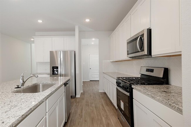 Building Photo - 10714 Violet Bloom Dr