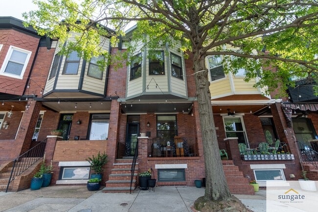 Primary Photo - 417 S Ellwood Ave