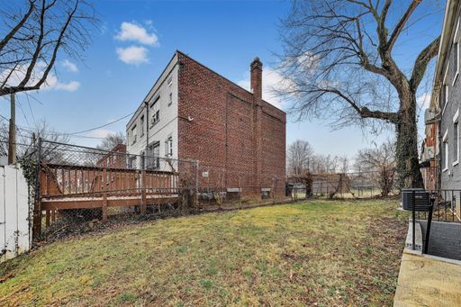 Building Photo - 5031 H St SE