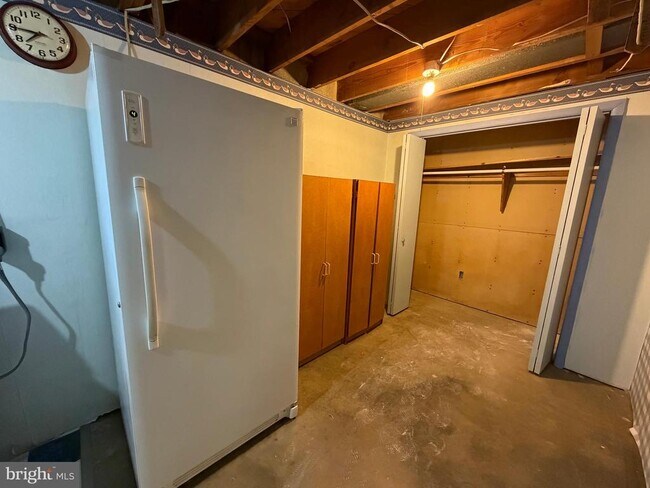 Building Photo - 4308 Alton St