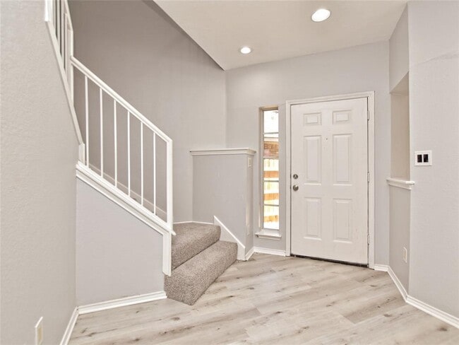 Building Photo - 15708 Opal Fire Dr