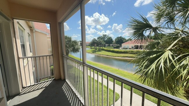 Building Photo - Palm Estates