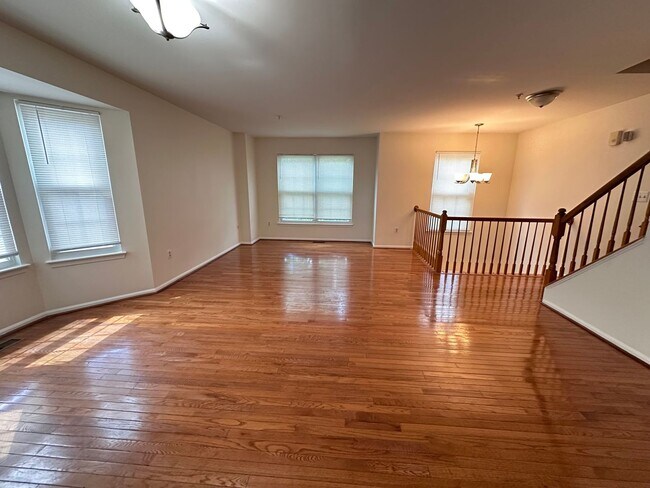 Building Photo - 6913 Malachite Pl