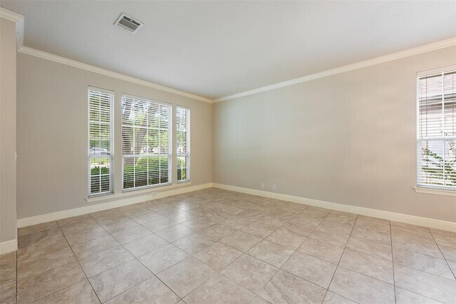Building Photo - 11619 Sonoma Dr