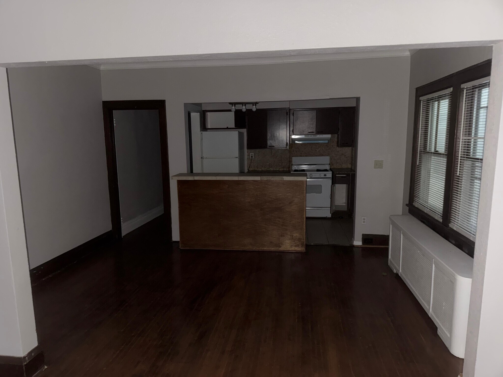 Building Photo - 3233 Chicago Ave