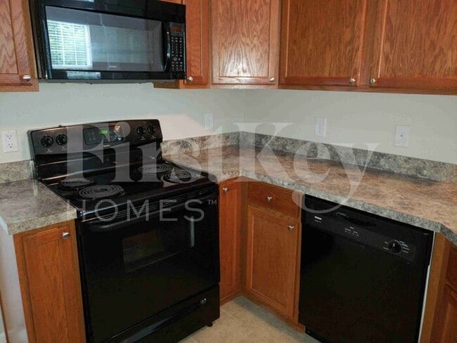 Building Photo - 1415 Paulonia Way
