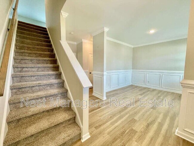 Building Photo - 141 Burnside Dr